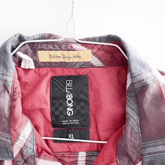 Billabong Mens Short Sleeves Button-Down Shirt Red Gray Plaid Size XL - Picture 4 of 6